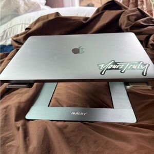 Apple Silver Laptop Riser
